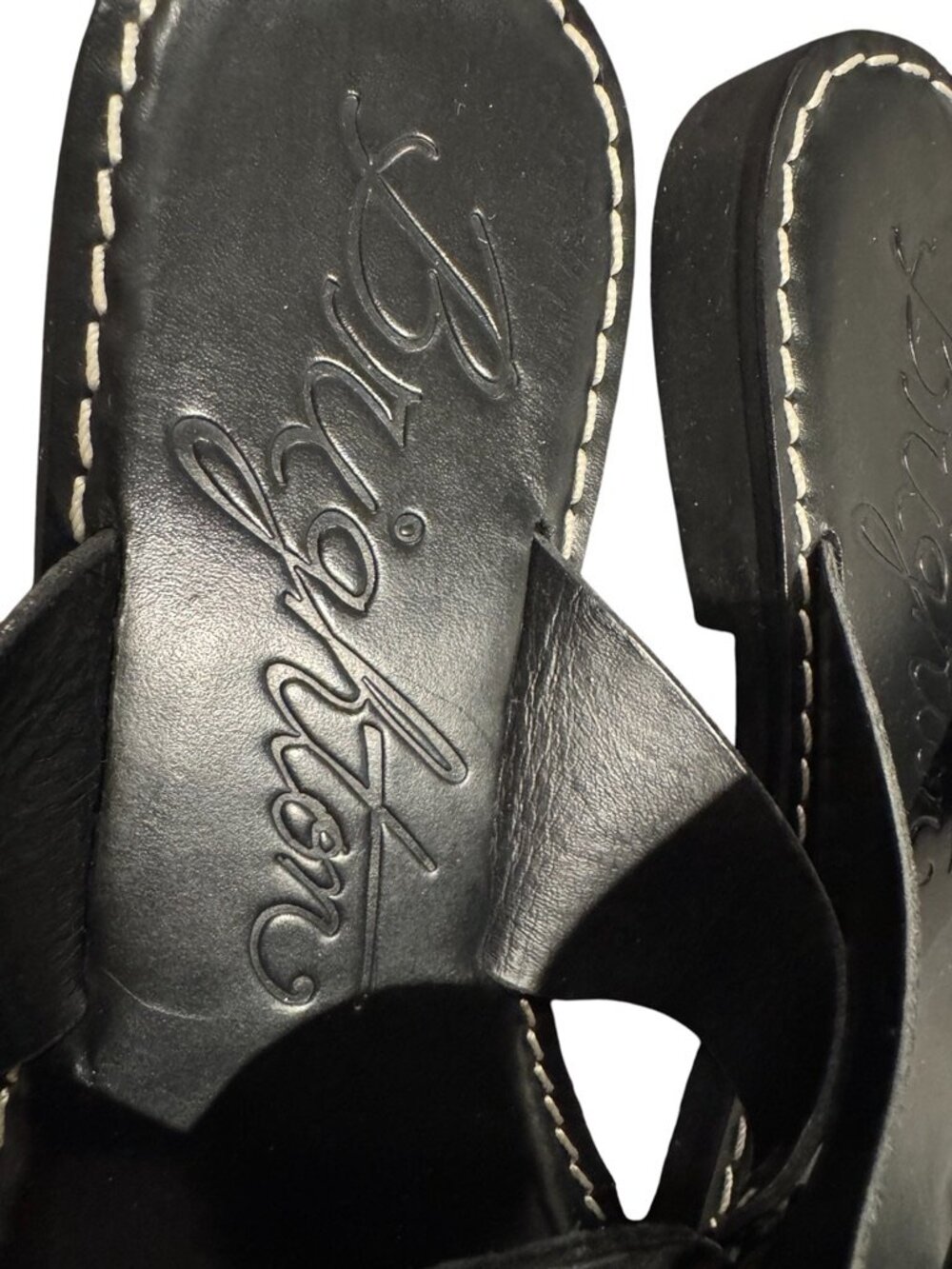 Brighton Atlas Sandals Black Leather Thong Flip Flops Medallion Size 8.5 EUC - Picture 4 of 6